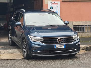 VOLKSWAGEN Tiguan 2.0 TDI 150CV SCR DSG Life