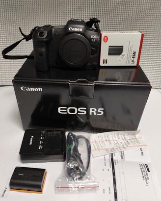 Canon EOS R5 