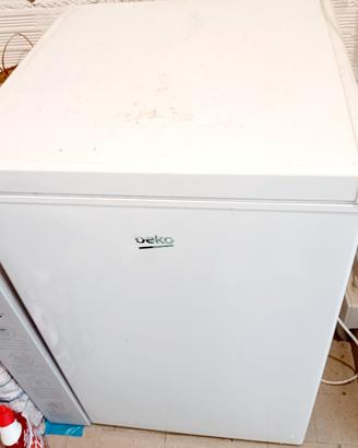 congelatore a pozzetto BEKO 104litri