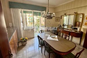Appartamento a Napoli Via Giulio Cesare 3 locali