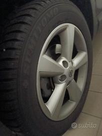 cerchi  in lega con gomme 