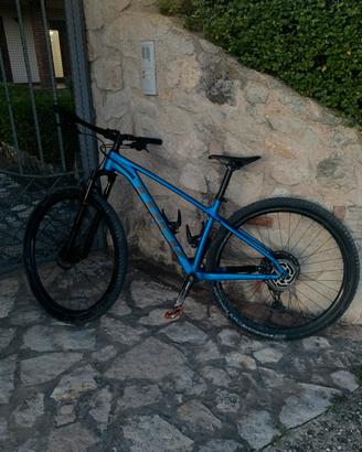 Trek X-Caliber 8