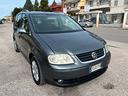 volkswagen-touran-2-0-16v-tdi-dsg-highline
