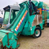 Carro miscelatore Storti semovente