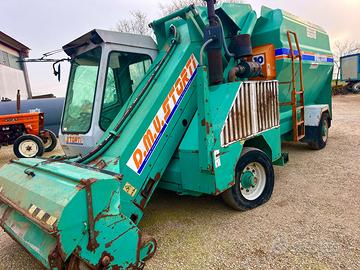 Carro miscelatore Storti semovente
