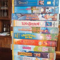 22 video cassette VHS di cartoni animati x bambini