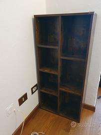 Libreria marrone effetto vintage