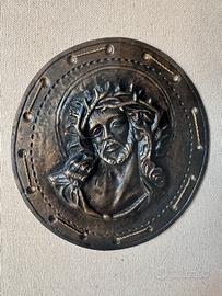 Christus patiens coronato di spine in bronzo