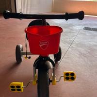 Triciclo chicco bimbo