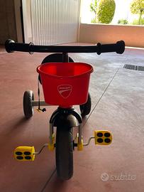 Triciclo chicco bimbo