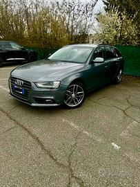 Audi a4 Avant s-tronic 177 cv
