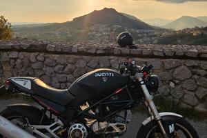 ducati monster 900 1999