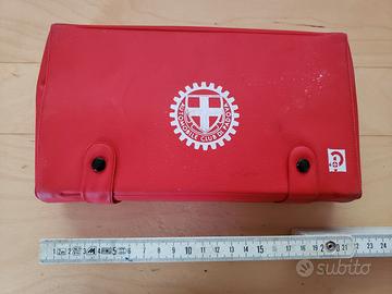 Vintage Automobile Club Padova First Aid kit (2 pe