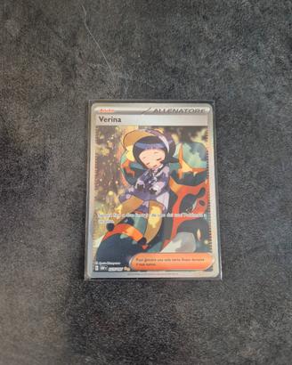 carta pokemon verina allenatrice