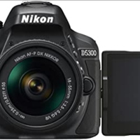 Nikon D5300 + AF-S DX 18-140 f/3.5-5.6G ED VR