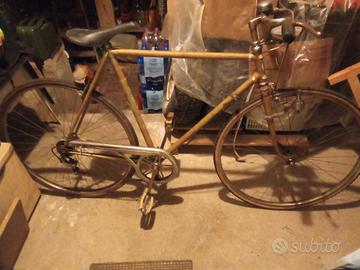 bicicletta vintage anni 70 con manubrio sportivo p