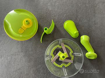 Tritatutto manuale tupperware verde