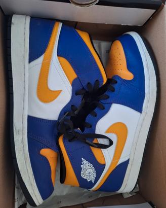 nike air Jordan 1 lakers 