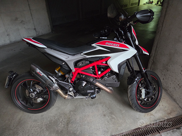 Hypermotard 821 SP