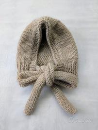 Balabonnet beige fatto a mano 