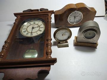 Orologi da tavolo e da parete vintage n. 4 unità.