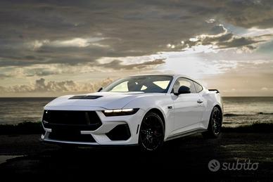 FORD MUSTANG GT 5.0 V8 FASTBACK - ITALIANA