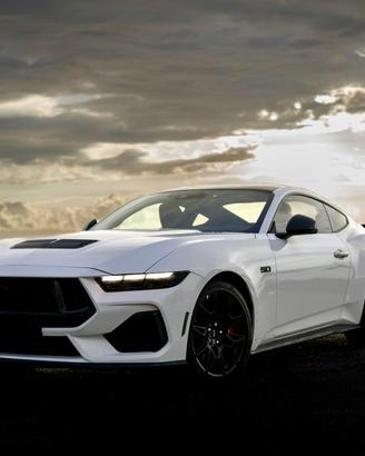 FORD MUSTANG GT 5.0 V8 FASTBACK - ITALIANA