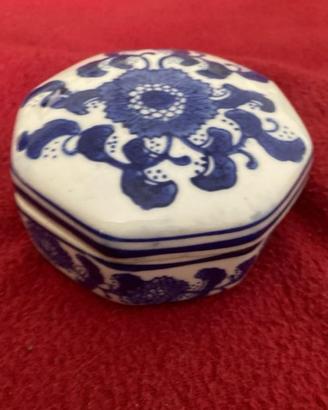 Scatoletta ceramica porta gioie con coperchio