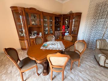 Soggiorno vintage completo in buone condizioni