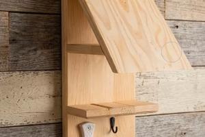 Portacasco in legno