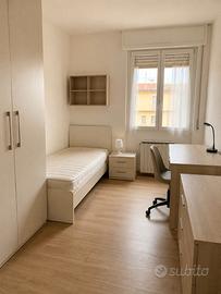 VILLA GORDIANI / Stanza con SPESE INCLUSE