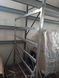 Rastrelliera in acciaio