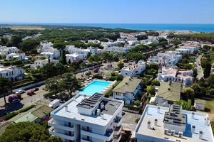 2 LOCALI A MONTALTO DI CASTRO