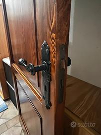Porte in legno massello