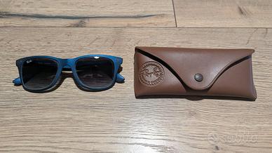 Occhiali da sole Ray-Ban con custodia originale