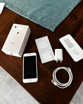 iPhone 8s- oro  64Gb perfetto