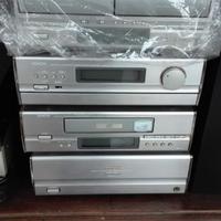 stereo con casse e Subwoofer