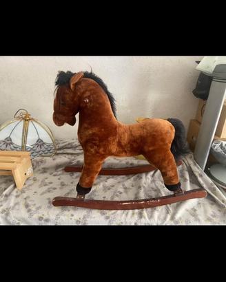 cavallo  dondolo