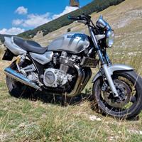 Yamaha xjr 1300 