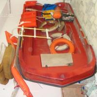 Barca Imbarcazione Vetroresina doppia chiglia 4 Mt