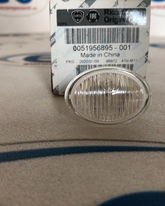 51956895 INDICATORE DI DIREZIONE LATERALE VEICOLI 