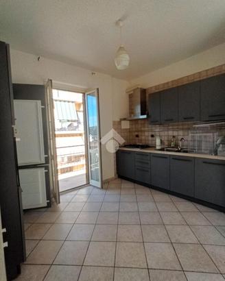 3 LOCALI A OLEVANO ROMANO