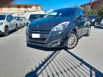 Peugeot 208 PureTech 82 5p. GPL Active