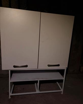 Arredamento casa ( mobili, tav ecc)