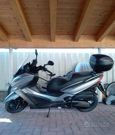 Kymco 300i x-town