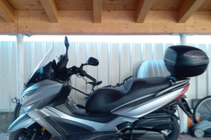 Kymco 300i x-town