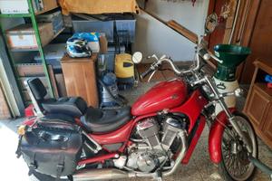 moto suzuki intruder 800