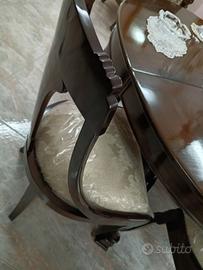 Tavolo antiquariato con sedie