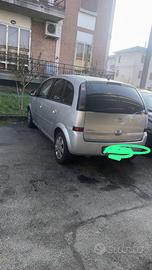 Macchina interessante