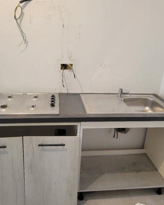 Cucina lineare completa 3mt + tavolo e 4 sedie